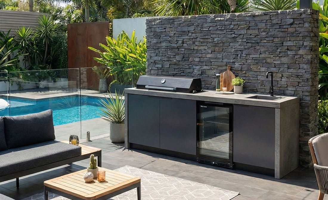 Outdoor Kitchens: The Definitive Guide to Understanding & Choosing the Best Alfresco BBQ Kitchen for Your Home