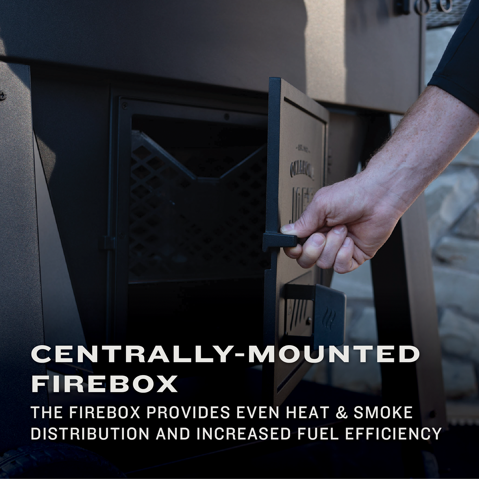 Oklahoma Joe's Marshal Centrebox Smoker