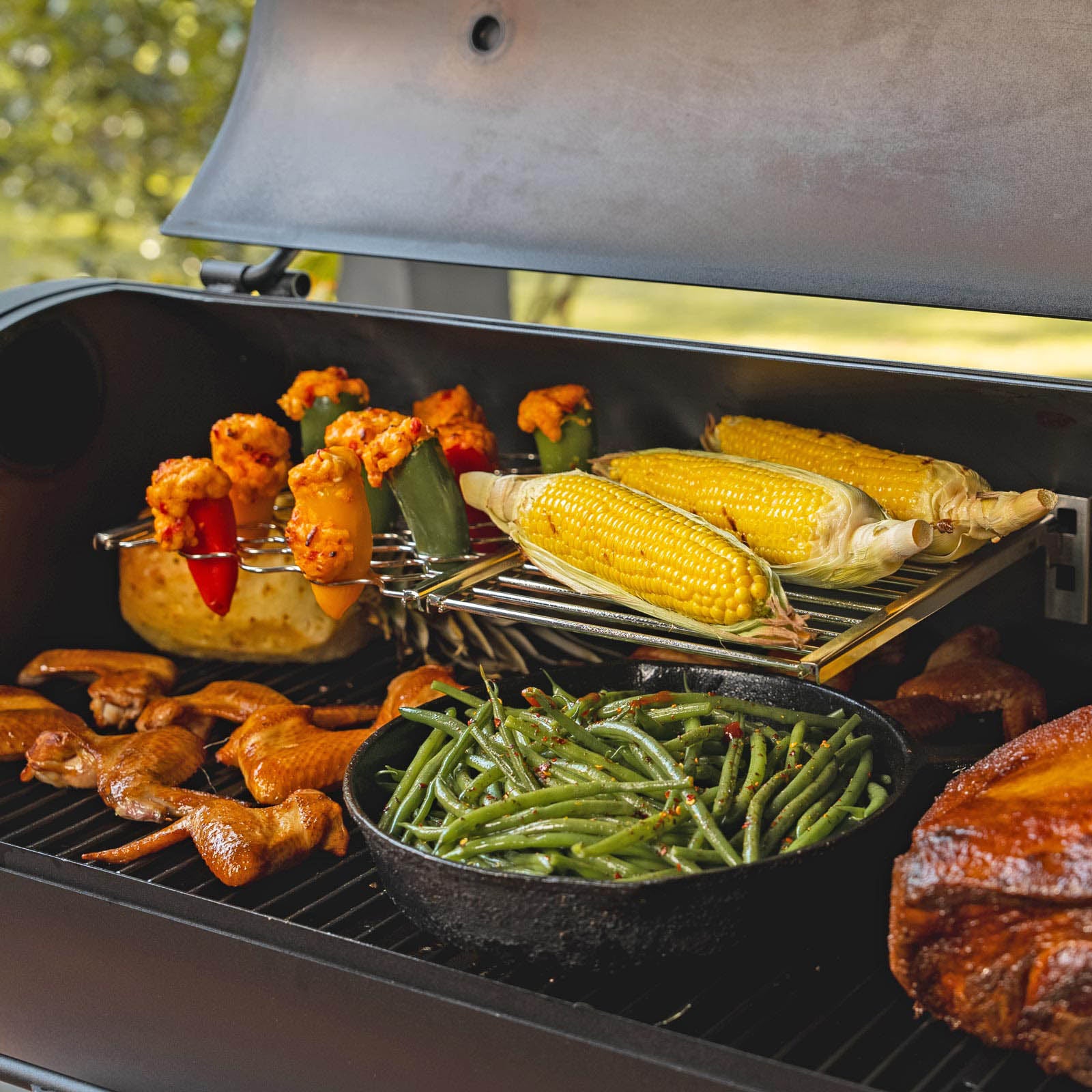 Oklahoma Joe's Highland Reverse Flow Offset Smoker