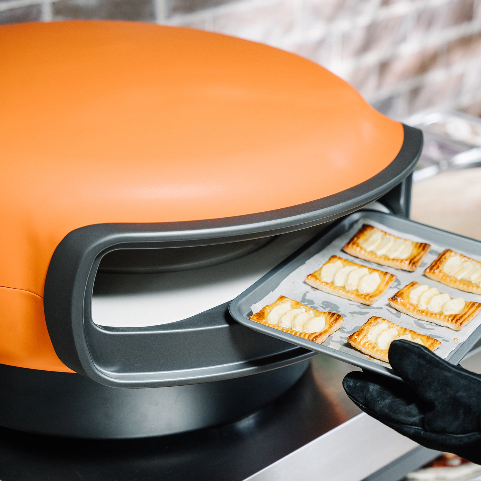 Everdure Kiln R-Series Gas Pizza Oven