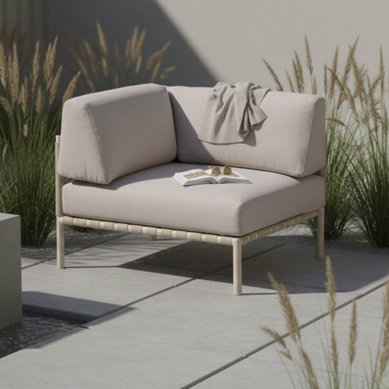 Excalibur Horizon Outdoor Corner Chair