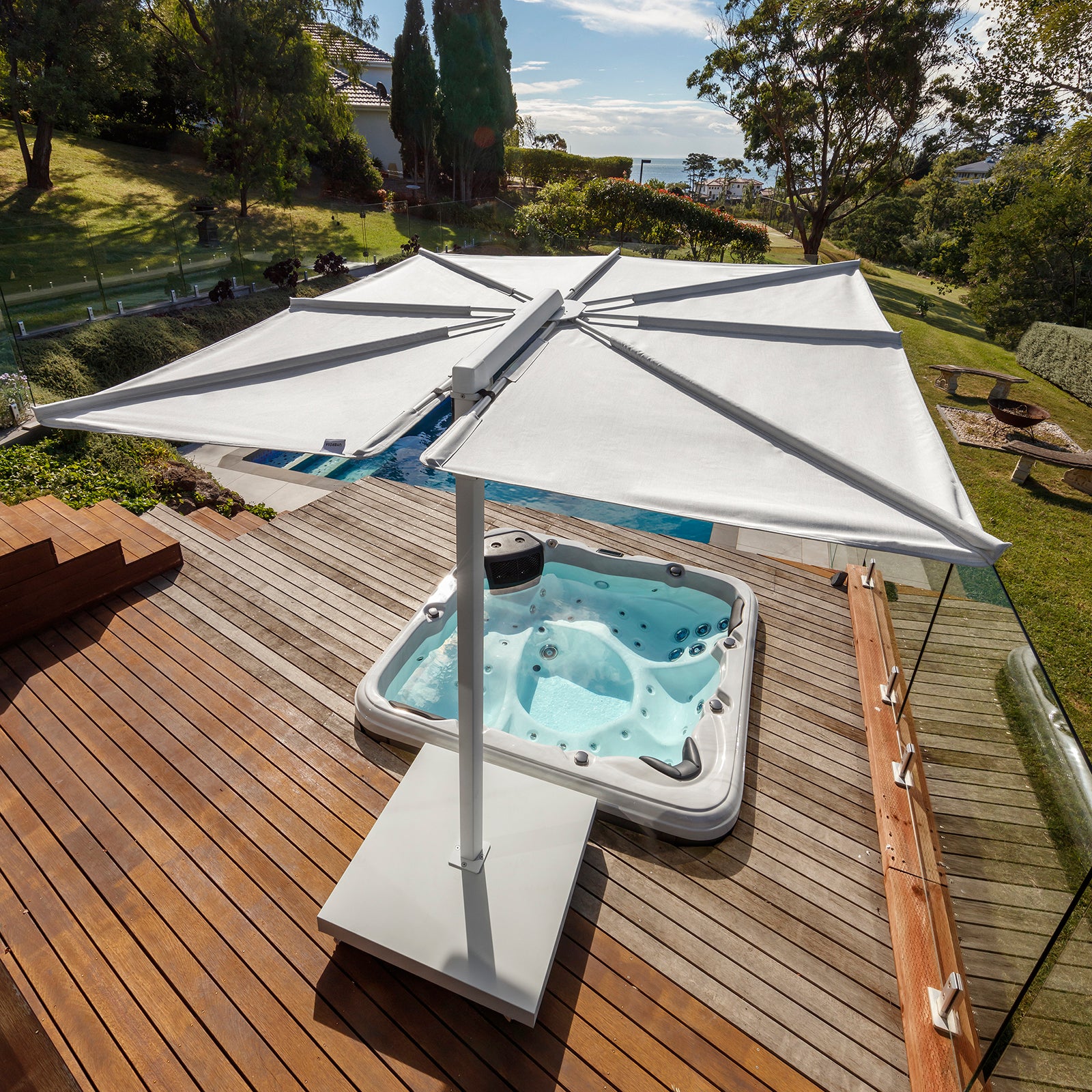 Instant Shade Versa UX Cantilever Umbrella with Base and Wheels