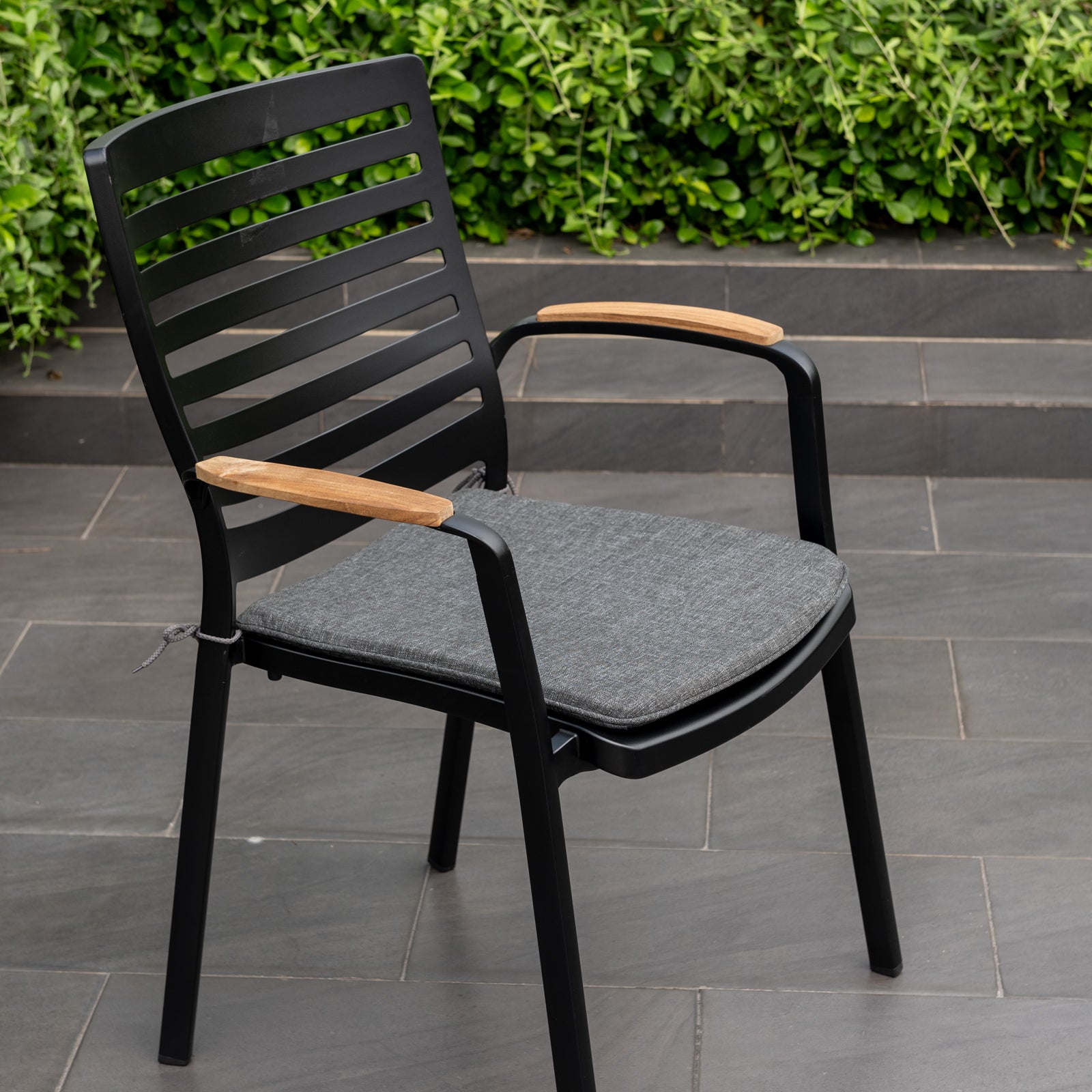 Excalibur Monico Outdoor 209cm Dining Setting with 8 Chairs