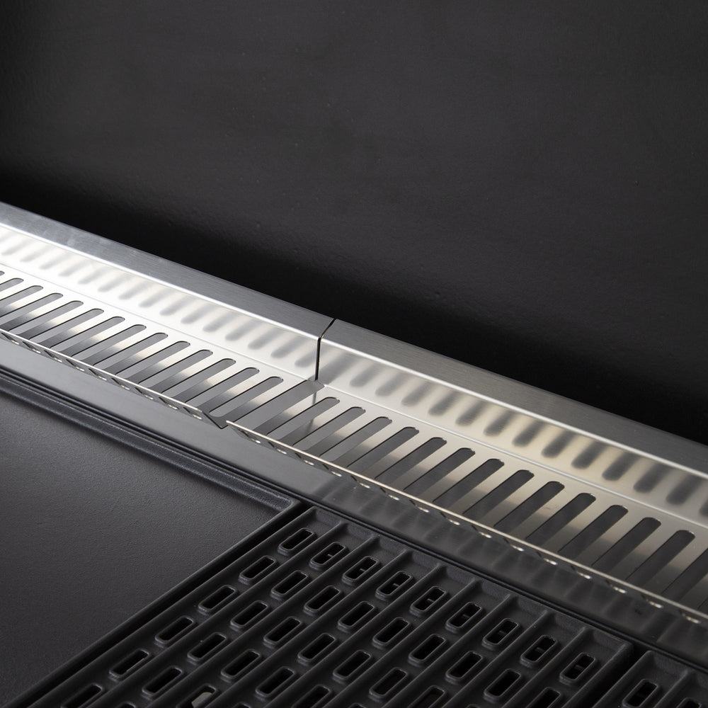 Artusi Matte Black 4 Burner Built-In BBQ with Roasting Hood