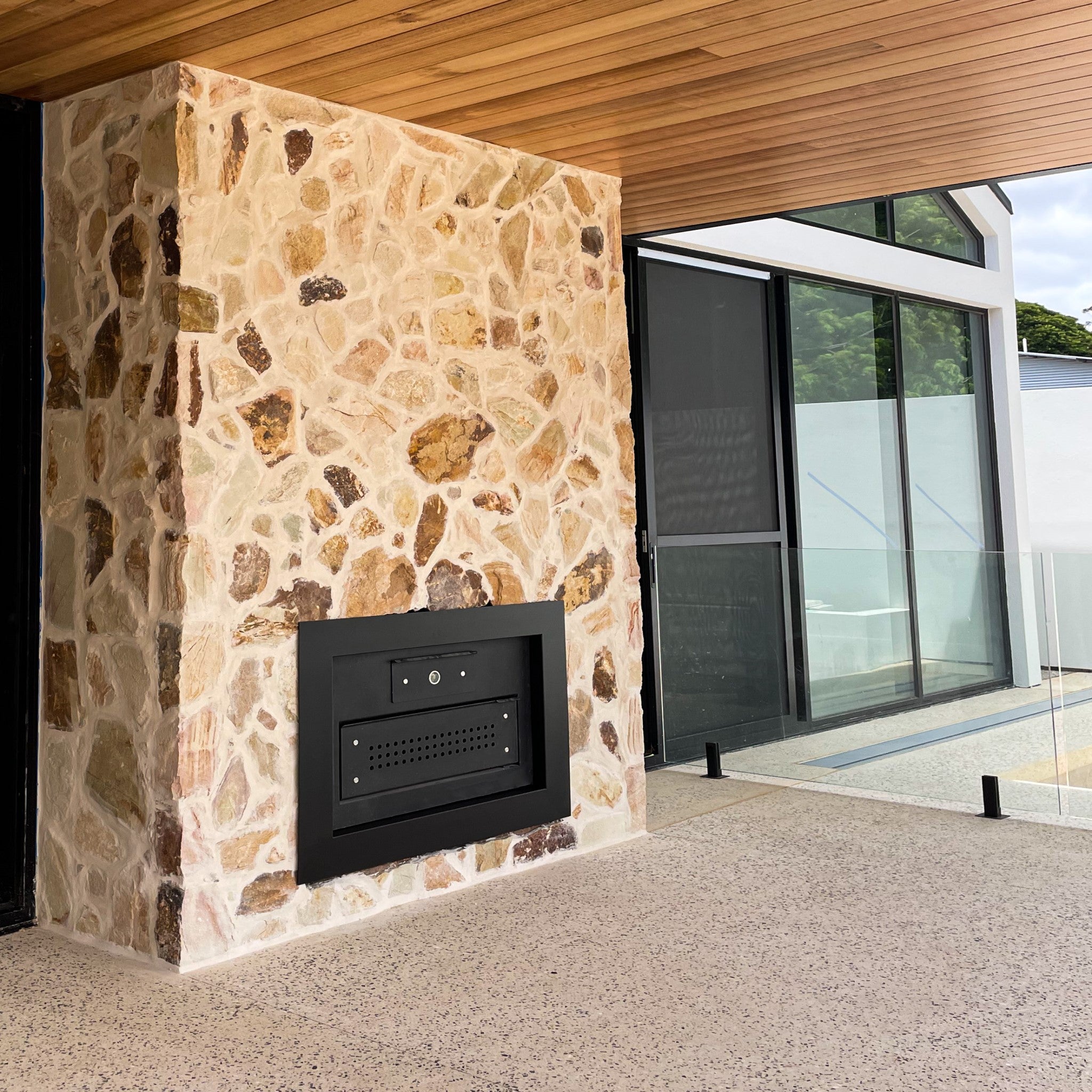 Billy Smoker Iconic Chef In-Built Open Fire Cooker