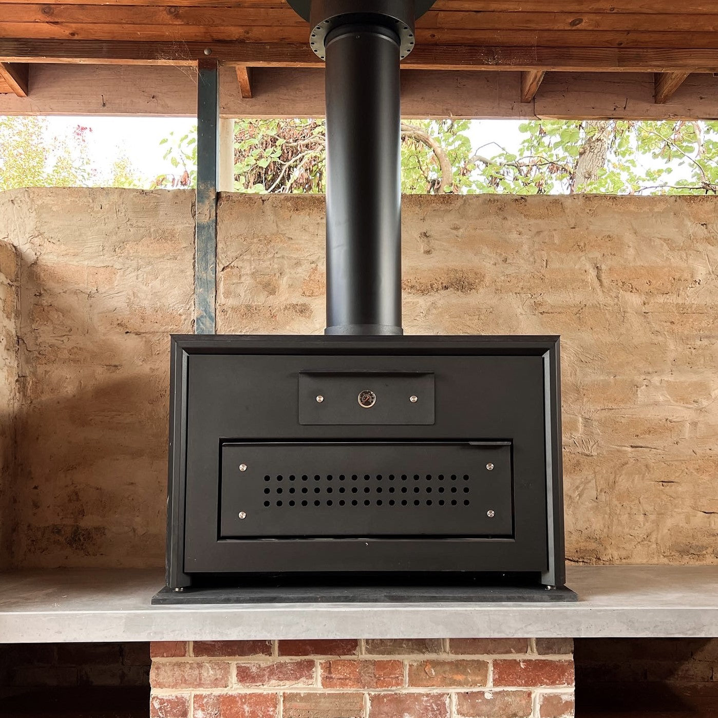 Billy Smoker Iconic Composer Open Fire Cooker