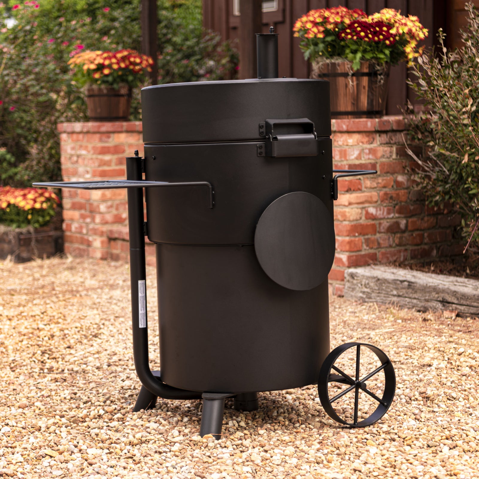 Oklahoma Joe's Bronco Pro Drum Smoker - Black