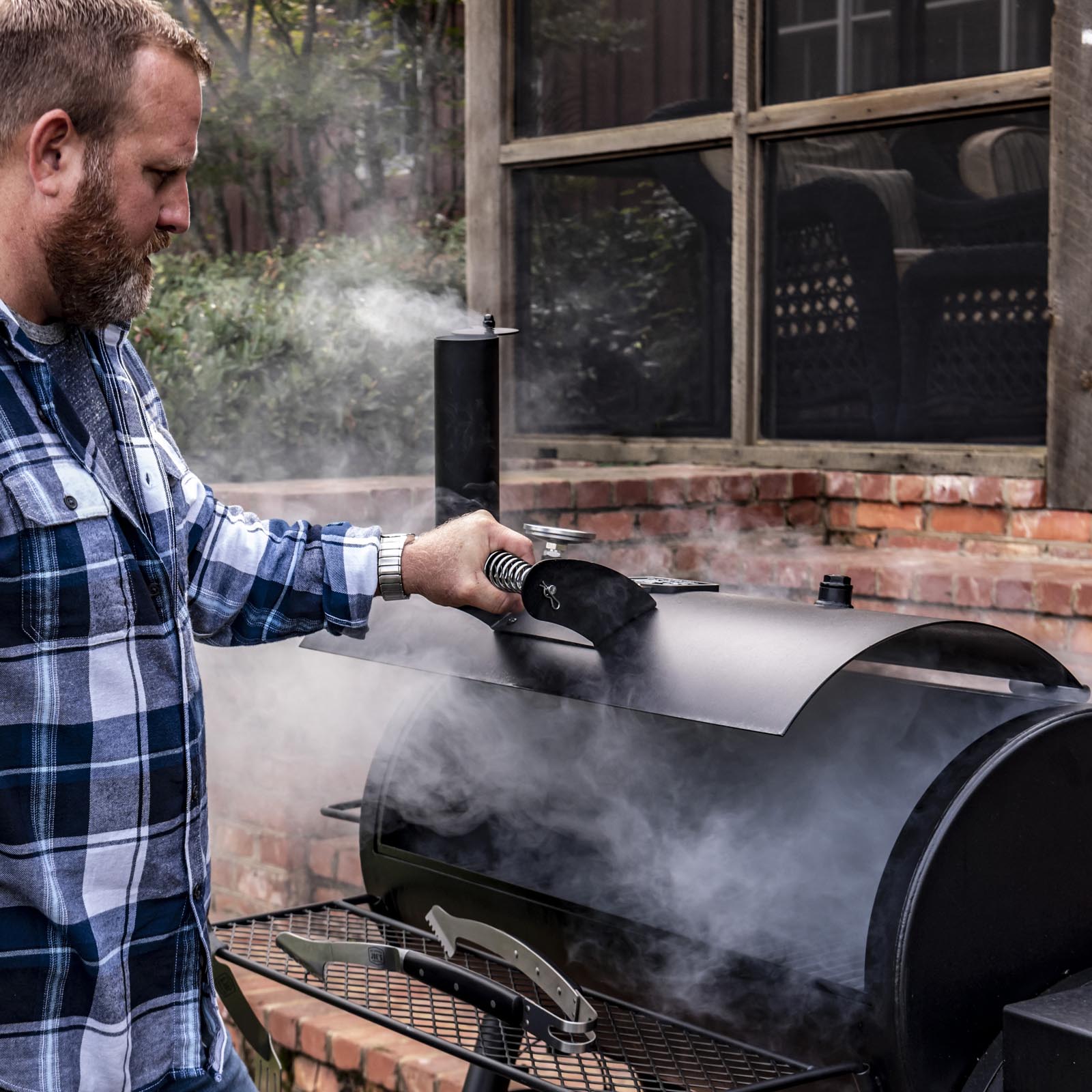 Oklahoma Joe's Highland Offset Smoker