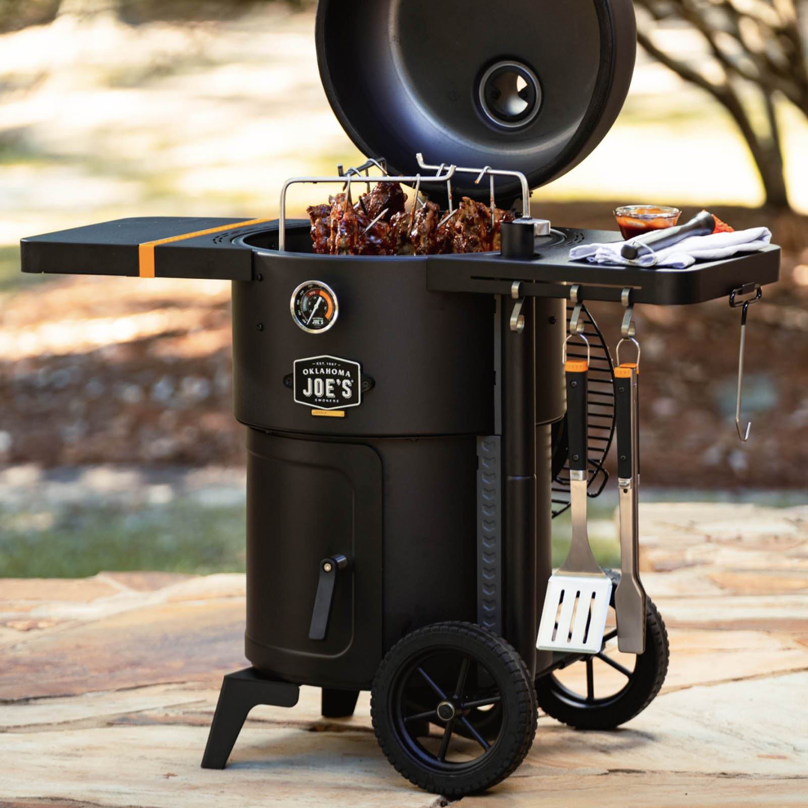 Oklahoma Joe's Bronco Drum Smoker & Grill