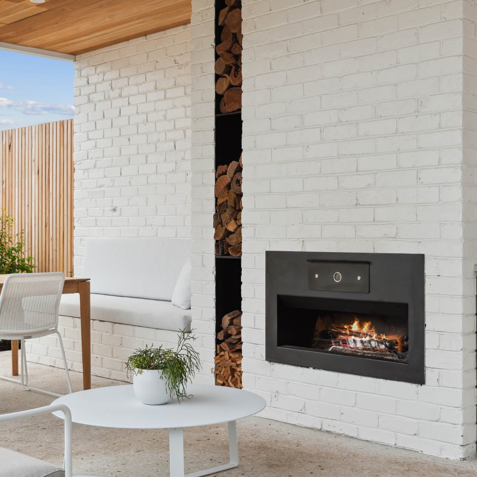 Billy Smoker Iconic Chef In-Built Open Fire Cooker