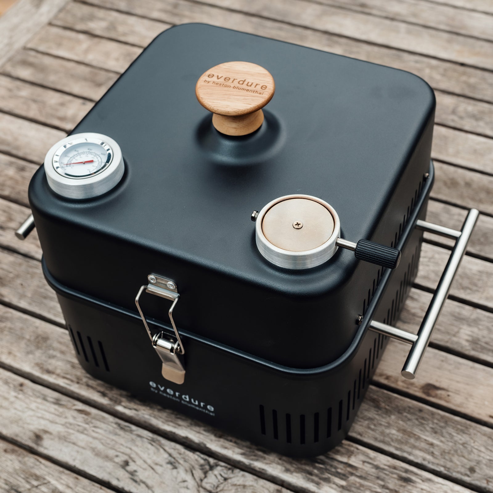 Everdure CUBE™ 360 Portable Charcoal Barbeque with Roasting Hood