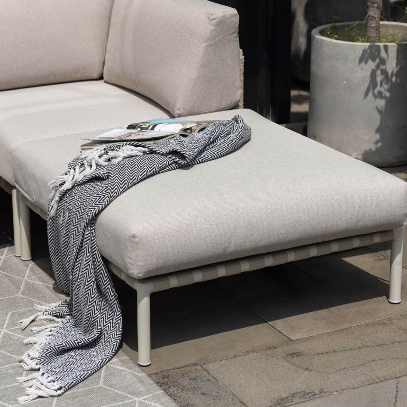 Excalibur Horizon Outdoor Ottomon