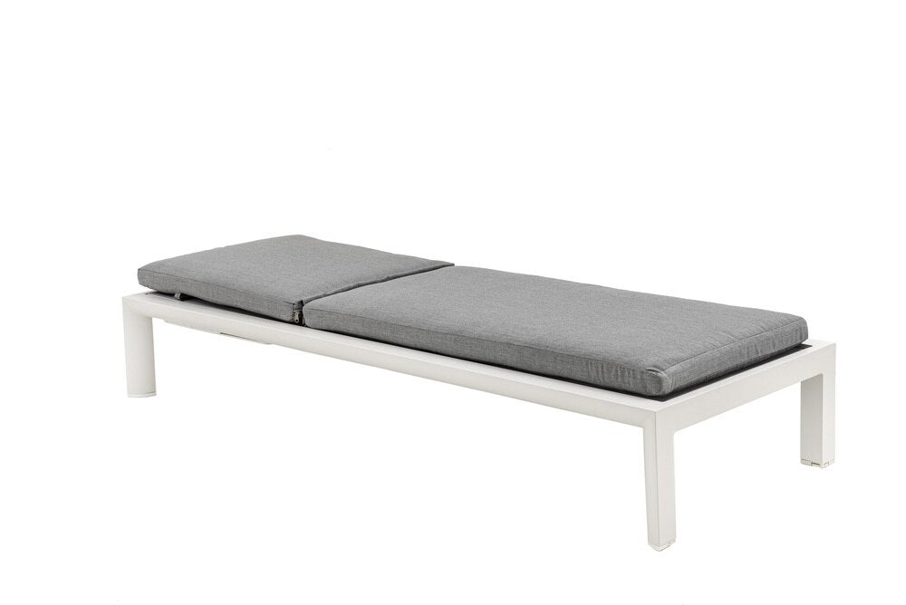 Evoke Sunlounge with Cushion and C'Side Table