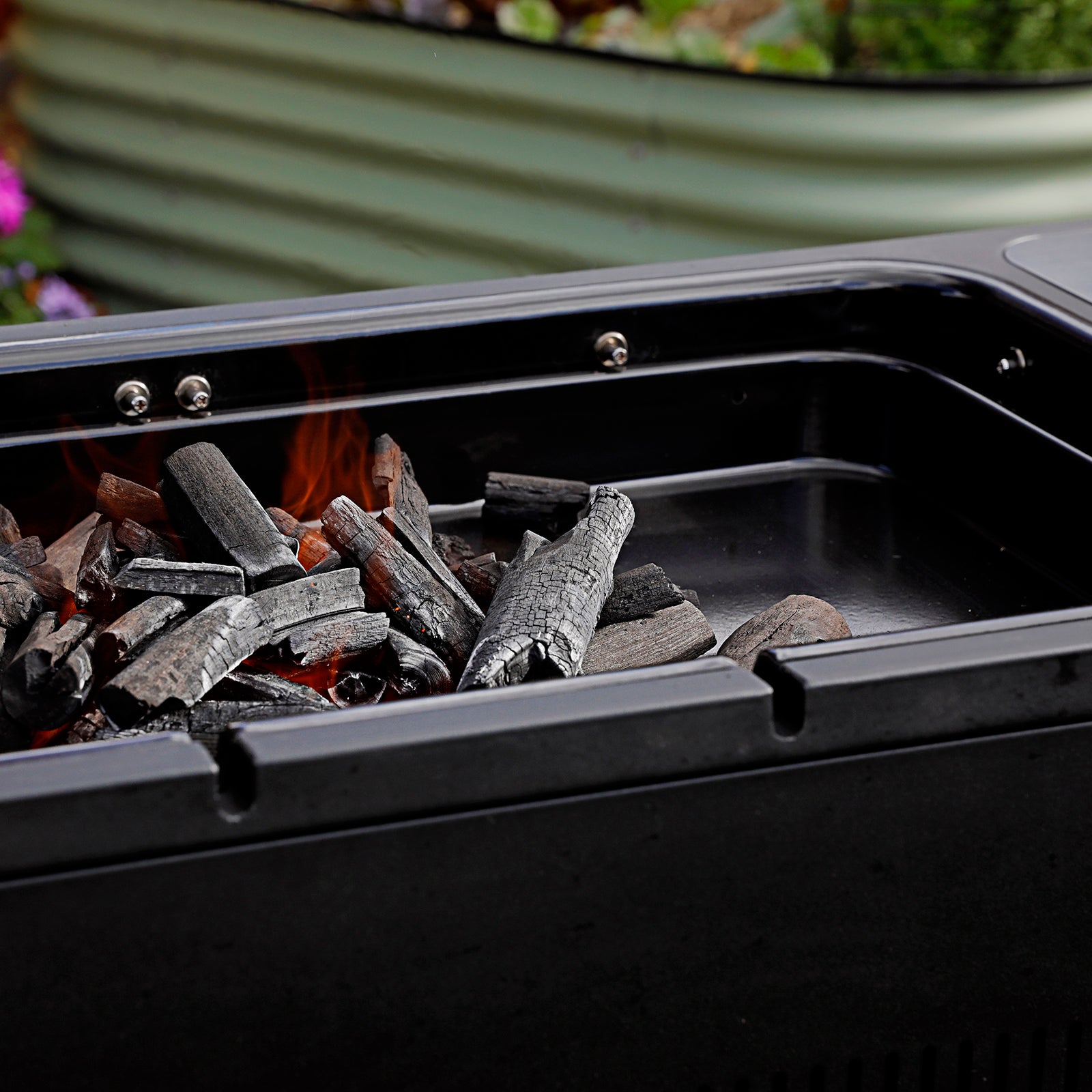 Everdure HUB II Electric Ignition Charcoal Barbeque