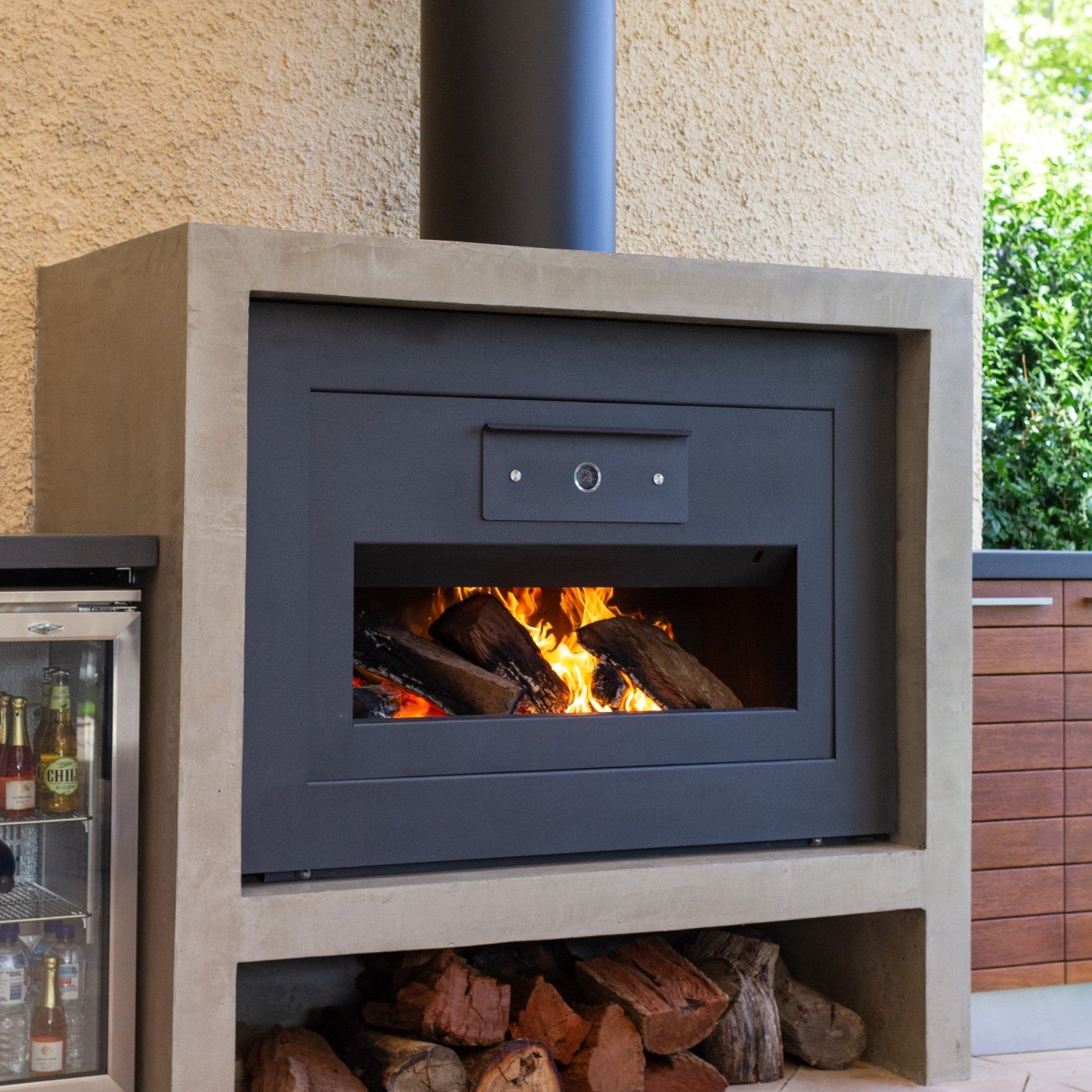 Billy Smoker Chef In-Built Open Fire Cooker